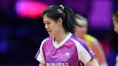 后防线表现